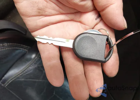 2014 Ford Mustang V6 Premium из США, поврежденный, VIN 1ZVBP8EMXE5245569